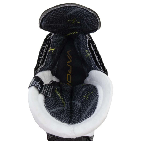 Коньки BAUER VAPOR FLY40 INT
